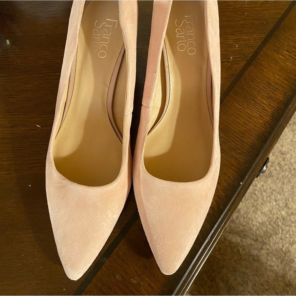 Franco Sarto pink pumps!